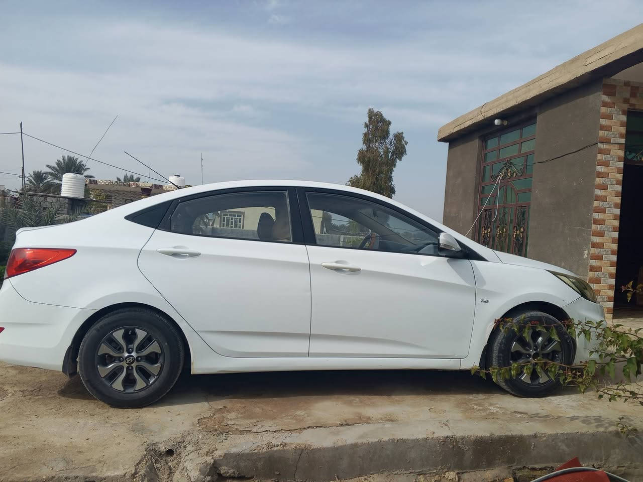 السلام عليكم ورحمه الله وبركاته
اكسنت خليجي محرك 1600. ماشيه 180. فول مواصفات بلو كفاله عامه رقم بابل انكيزي سنويه وهزه جديده تحويل مباشر السعر 94.   كلش نضيفه وجاهزة وحلوه موديل 11 
ابيعلك شرط السونار. مكاني بابل النيل. ***********. بي واتساب.
