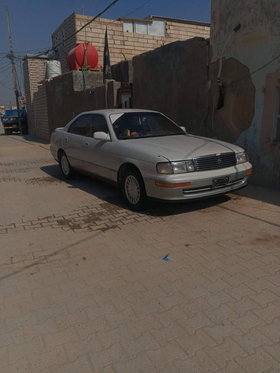 البيع بطه رقمها ذقار٢٧ نكليزي ابيع هل موجود كص كفل نقل جثه كفل كيرمكينه كفل ترهم مراوس ب بريجو سعر٥٠ وبيها مجال بصيط ***********
