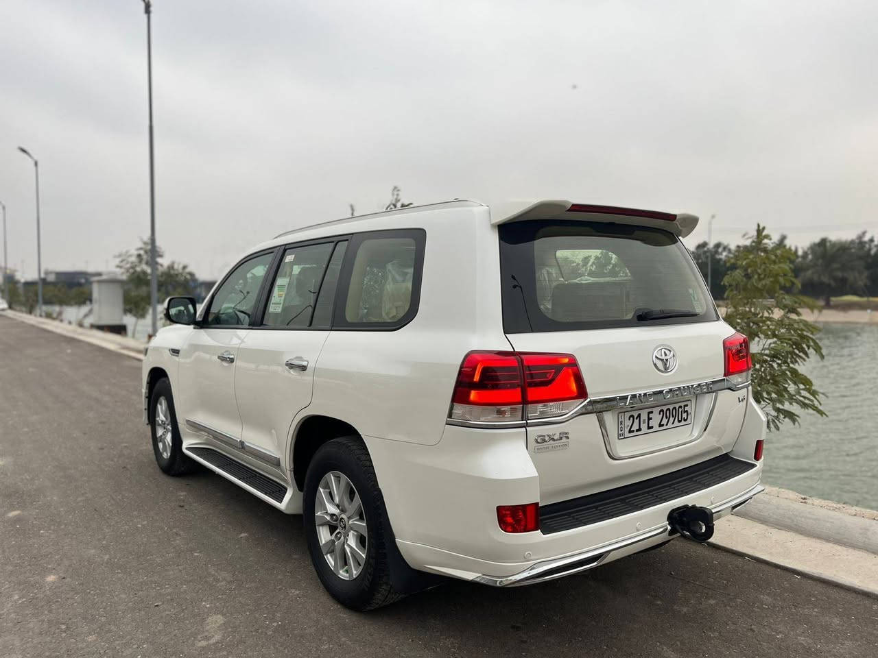 لاندكروز 2017  وايت ديشن
فول مواصفات رقم سليمانيه  بسمي رقم جديد 

مكفوله من الصبغ بيها بارد جدا بسيط مكانين فقط مامبين سونار موجود وهزة

8 ايرباك

150 الف ماشيه

فتح سقف و كشنات جلد وفور ويل باقي المواصفات معروفه

العنوان بغداد البلديات 

السعر 465 ورقه  وبيها مجال للطيبين فقط بيع

تخمً تاير جديد مكفوله محرك تبريد صدر بعدها بحالت الوكاله

للتواصل ***********
