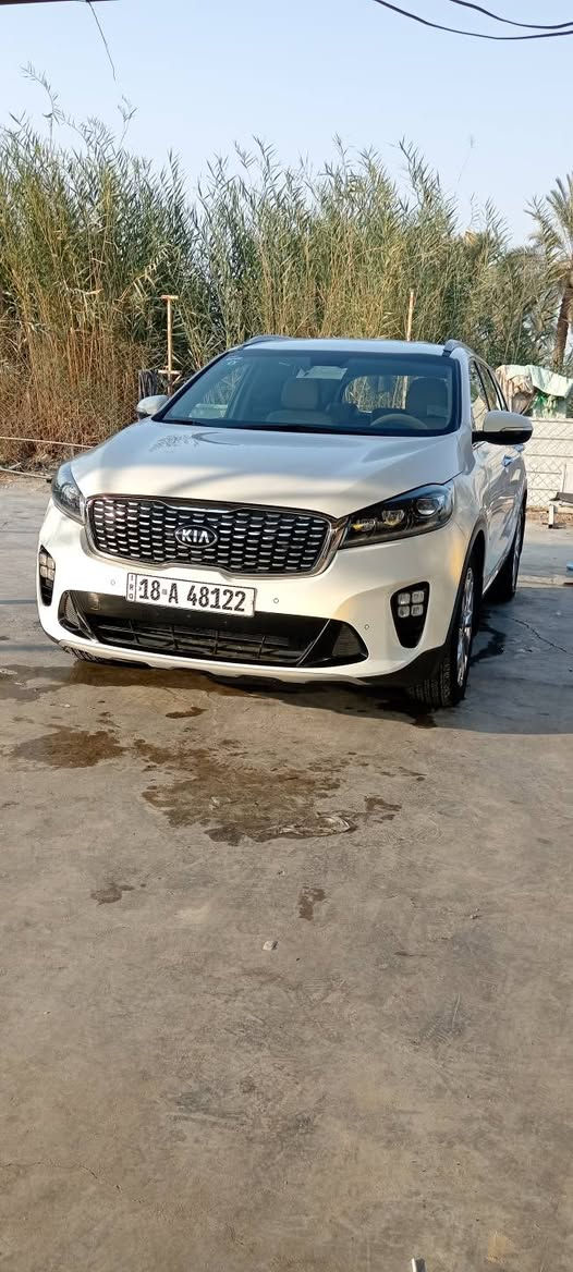 السلام عليكم سورنتو خليجي موديل 2019 
موصفاتهة 
بصمة 
جنطة كهرباء 
بردات خلفية 
سبعة راكب 
كشنات جلد و كهرباء 
ثلاث قطع تبريد 
حساس امامي وخلفي 
تحكم ستيرن جهتين 
انارة ترحيب داخلية وخارجية 
بصمة ابواب 
محرك 6  سلندر بلادي كفالة من فتح وضع شركة 
كير على وضع شركة كفالة من فتح 

السيارة كفالة عامة من صبغ والبارد و الفتح و تبديل 
رقم السيارة بابل  الدولي با اسمي  سيارة على ايدي 

***********.مكان السياره بابل
