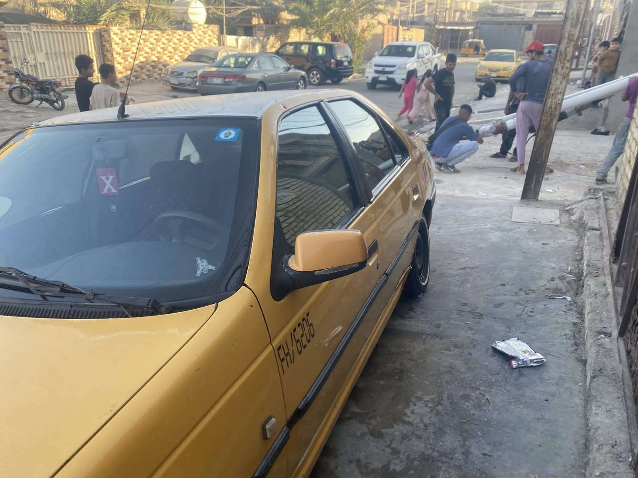 سلام عليكم للبيع بيجو موديل 2010 صدر امامي خلفي جديد مكينه بيه خيط بخار خفيف مكان بغداد بلديات ***********السعر 26
