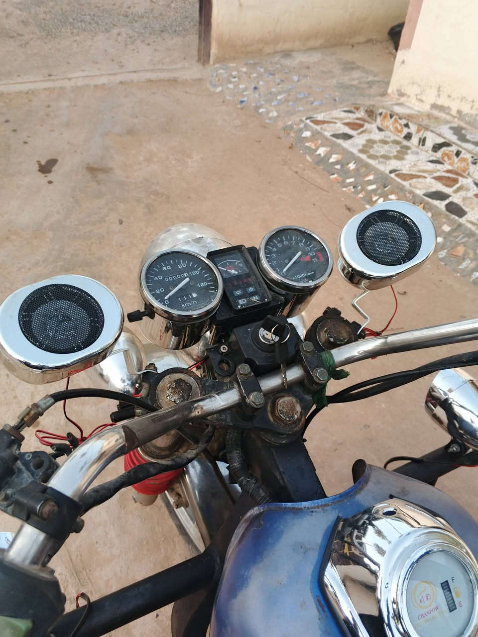 يا الله سلام عليكم ستوته موديل 19 اوراق اصولي محرك جديد 24 مكاني طوريج سعر 1350 وبيه  ***********
***********
