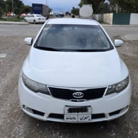 موديل ٢٠١١ • أبيض • مرايات وزجاج كهربا