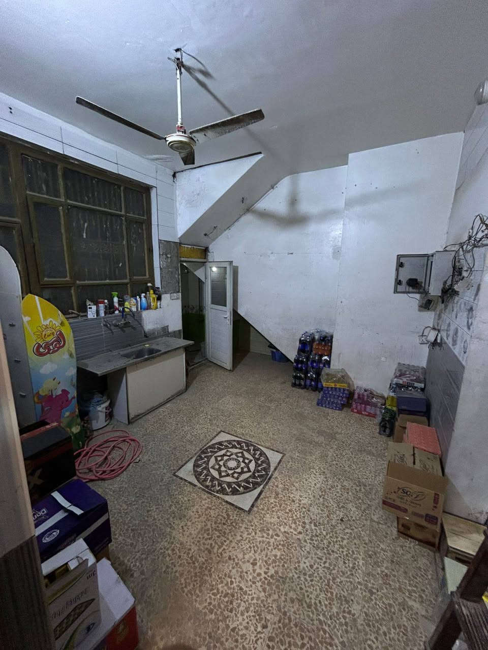 السلام عليكم
الأسواق للبيع المساحة 100 مربع 
بغداد _ البلديات _ حي التراث قرب عمارة ابو اسعد 
للأستفسار الاتصال 
*********** 
سيد عمار
