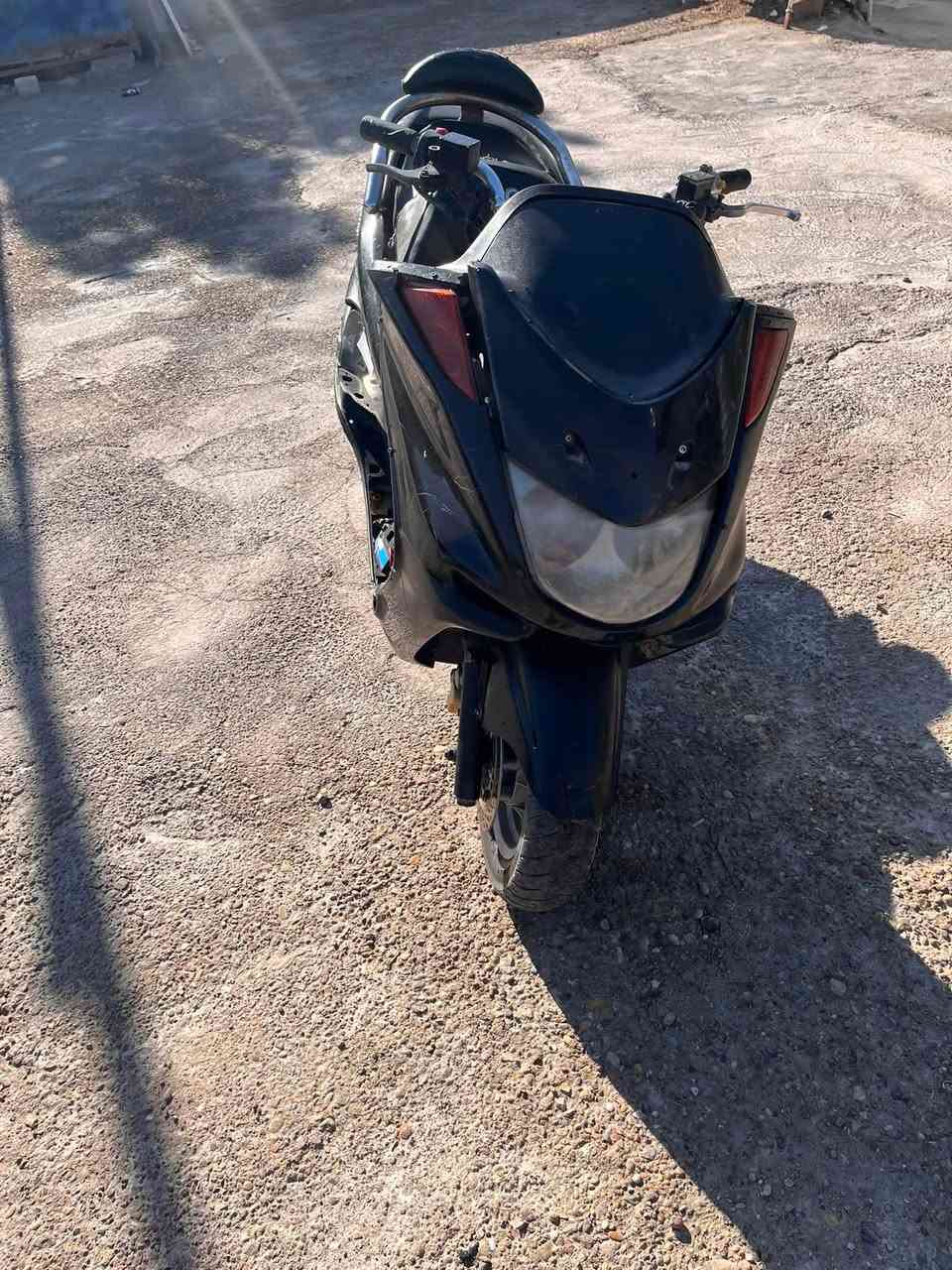 ماجستا دبل رون مكينه250 دراجه خير من الله للبيع 450 وبيها مجال بسيط عنوني بغداد ***********
