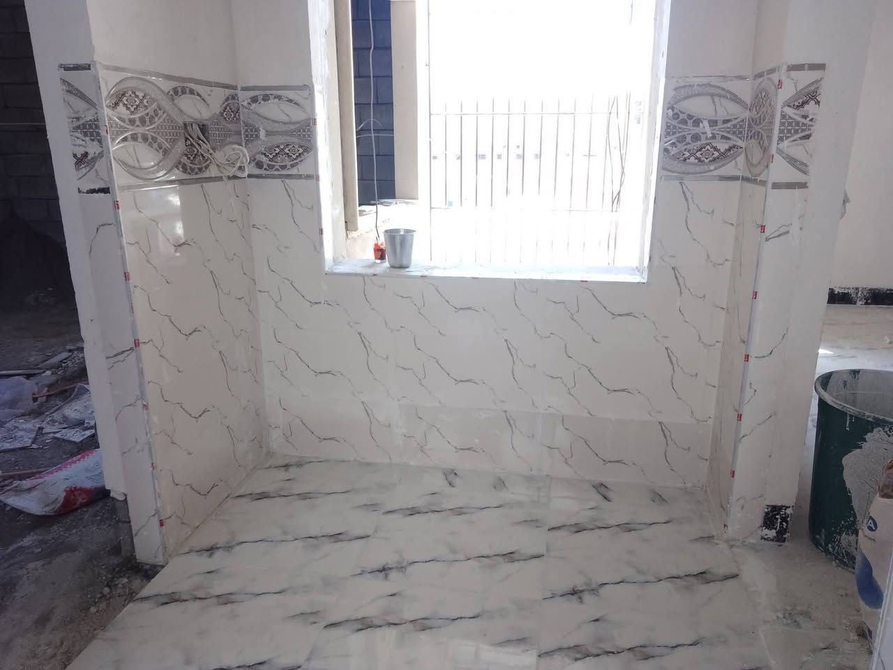 السلام عليكم اخوان الي يحتاج صفاف سيراميك بورسلين مرمر متفرغ حالين
واسعار مناسبة ***********   ‏‪***********‬‏
