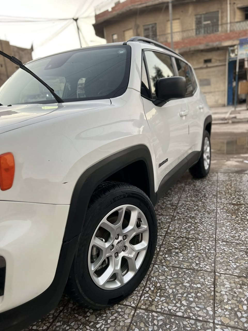 سلام عليكم 🙏
جيب رينگد 22 للبيع 
محرك 1500 تيربو 
ماشيه 40 الف
فوول مواصفات رادر ووقوف ذاتي ومانع انزلاق ومثبت سرعه تحكمات ستيرن 4 مودات قياده كشنات تدفئه 
سياره جاهزه وكامله سنويه باسمي مكانها بغداد ورقم اربيل 
ضرر امريكا جاملغ ايسر وربع بنيد كلير وموجوده صوره الضرر بل صور 
وبغداد تكتك طخ الجاملغ الايمن وصلحته يعني بيه شبر بارد وصورته هم موجوده 
للأستفسار اكثرر اتصل علرقم ***********
رايدها ب150$
