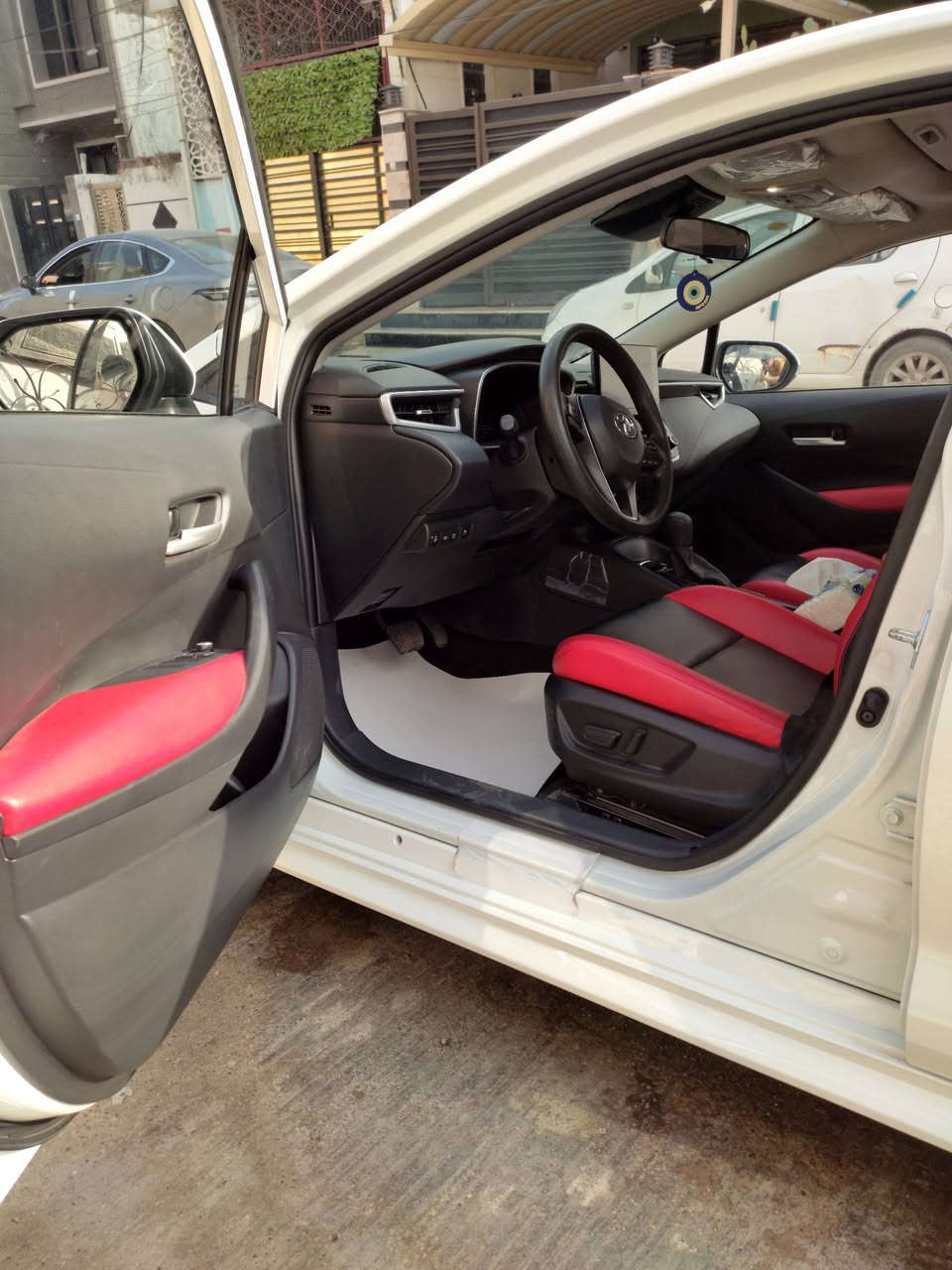 كورلا شكل الامريكي 2025
ماشيه 13 كم
مكفولة كفالة عامة
رقم بغداد جديد باسمي
داخل جلد احمر
كرسي السايق كهربائي
رادار
تحديد مسار
فتحه
علية رقم مميز
عنوان بغداد السيدية 
التصال عل رقم 
***********
