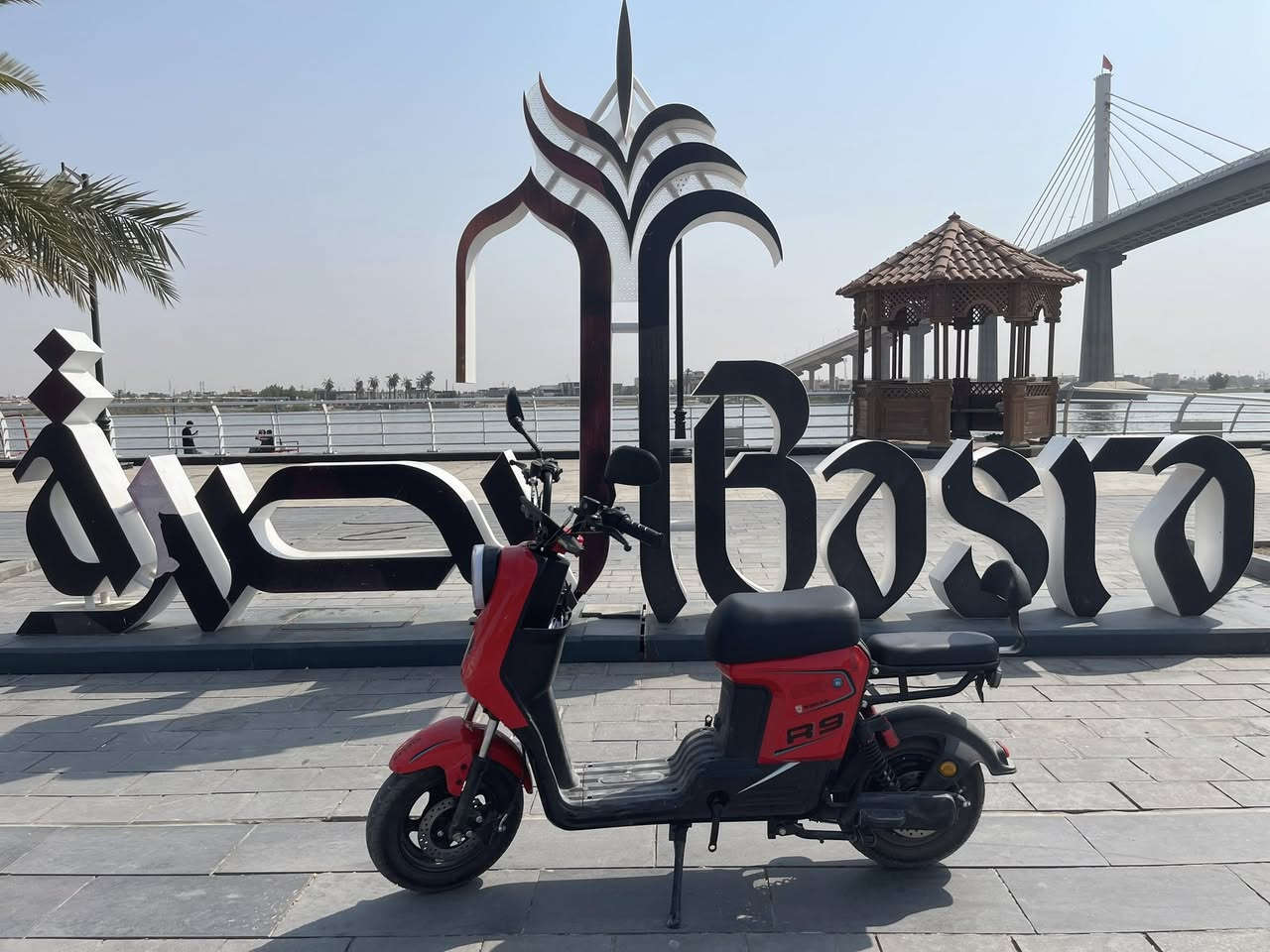 دراجة شحن R9 خمس بطاريات جديدات بيها بس مبدل حساس مال ملف والبريك الامامي مكسور سعرها 400 وبيها مجال اذا شراي رقمي تواصل ***********
