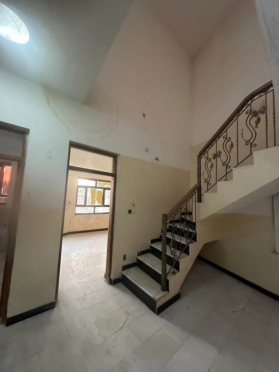 شــــقة للايجــــــٌار 
  

#آلمـــوقع  // الحلـــة حــي الحسيــن قــرب شــارع السندبــاد   

 طابـــق ثانــــي   
 
#المحتويـــــات //

استقبال وهــول ومطبـــخ وغــرف نــوم عــدد 2  وبلكــونة وخدمـــات 
____________________
#للاستفسار اكثر الأتصال آو واتساب:
***********
*********** 
او زيارة مكتب ( #رؤية #المستقبل #للعقار #والبناء)
____________________
🔻لمن يرغب في عرض عقاره للبيع أو للايجار طابو صرف او زراعي تجاري او سكني يرجى مراسلتنا
