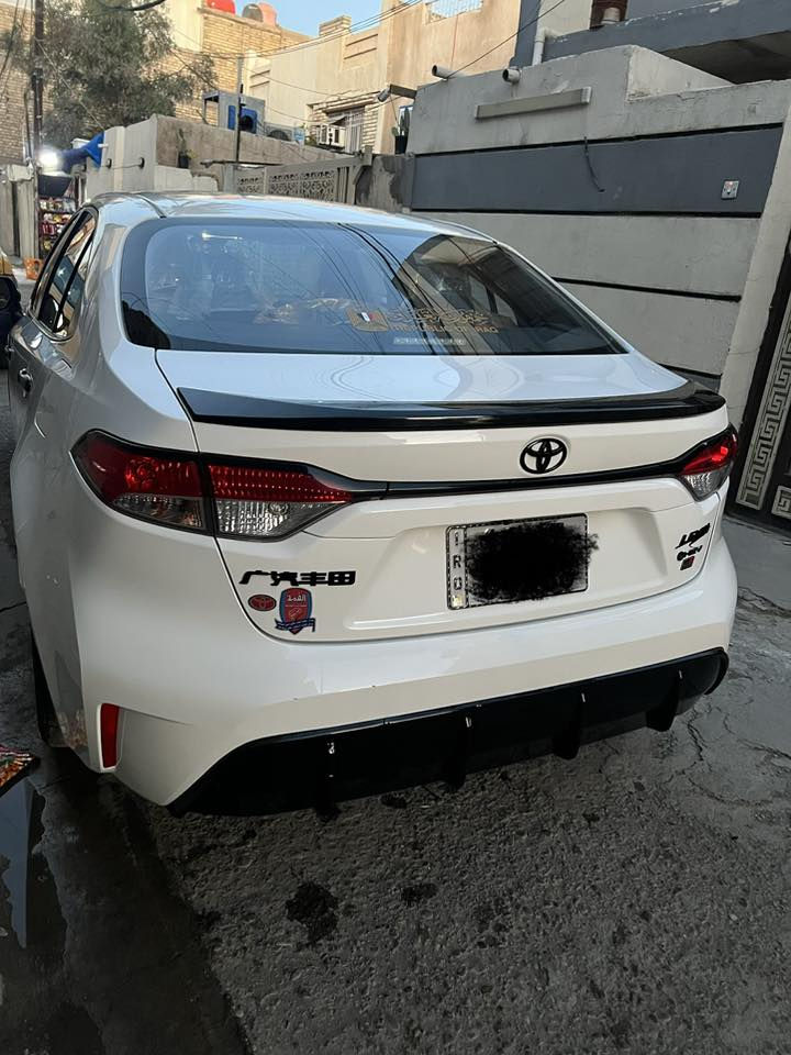 السلام عليكم 
للبيع كورلا s  بلاك اديشن اعلى فئه 
موديل ٢٠٢٥ 
سياره مكفولة كفاله عامة
رقم بغداد ماشيه 25 الف 
سياره جاهزه من كلشي 
موصفات 
بصمة
كشنات حلد 
كشن كهرباء 
درايف مود 
ايڤي مود 
تركشن 
سايد بريك بصمة 
ثلاث وضعيات للقياده 
شاشه دجتل
قطعتين تبريد
ويل بيانو اسود
للاستفسار 
***********
