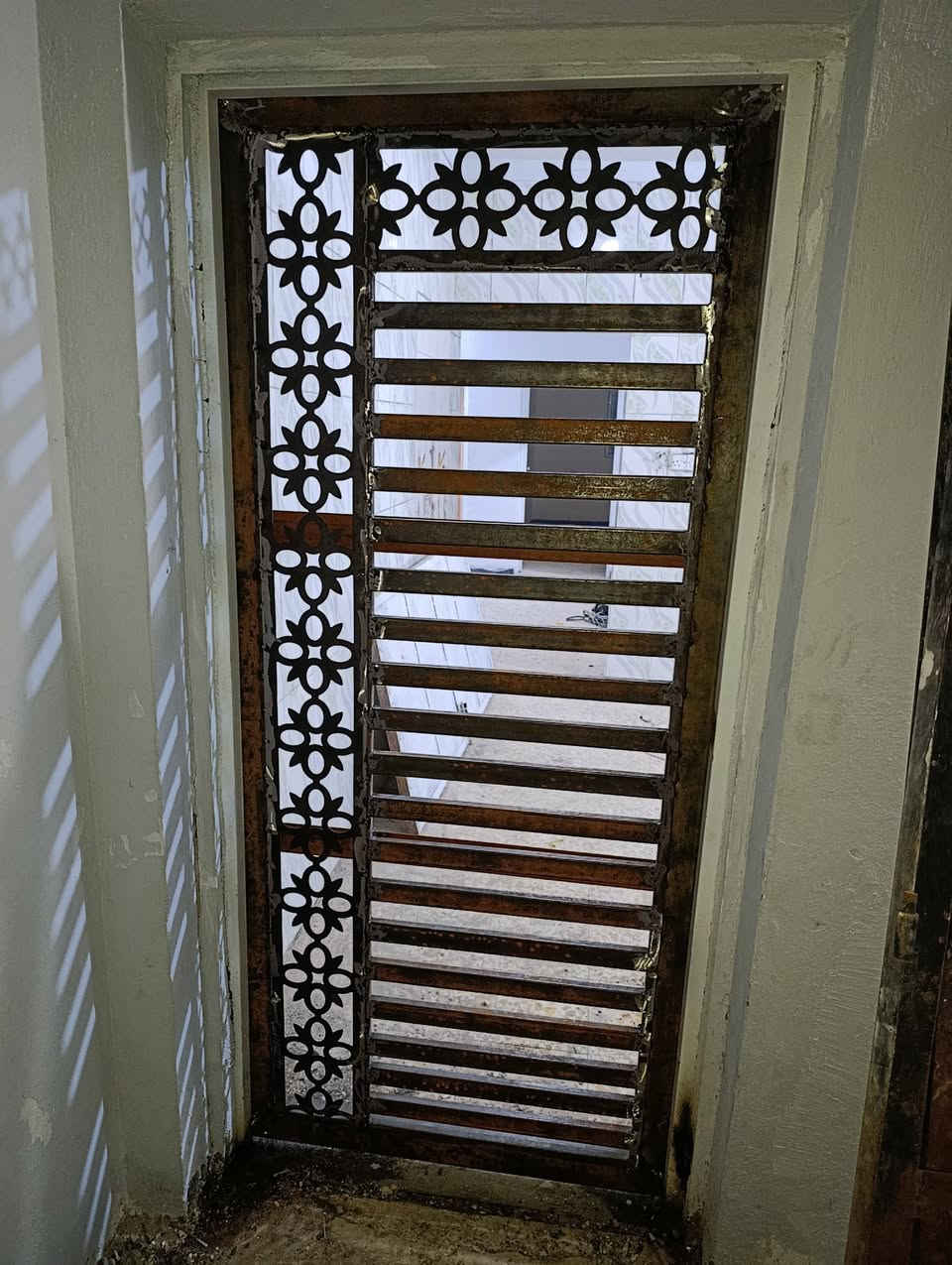 حداد متجول كافت بيبان وشبابيك ول محجرات ***********
