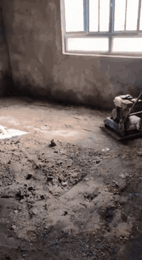 العائله اهل الخيمه تحضير للعمل الارضيه  تم تجهيز باقي فقط اجور عمل مدة...