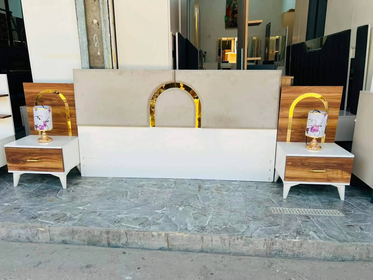 ماتكرربهدتجنن عشرقطع مع نقل وشد السعربلاش 550


**إذا كنت صاحب هذا الإعلان وتريد حذفه لأي سبب، رجاءا أرسل رسالة إلى الدعم الفني**