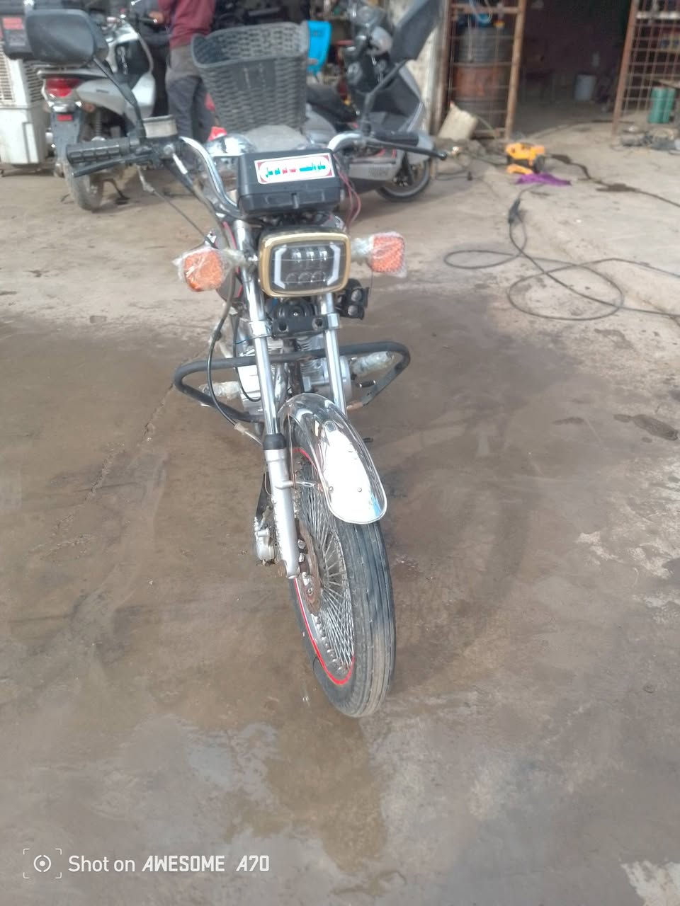 سلام عليكم دراجه تايكر للبيع موديل 22 مكينتها 25 دراجه خير من الله لا صرفف ولا بخار كهربايات كله شغاله الدراجه مكفول كفاله عامه اوراق موجوده السعر 450 او بيها مجال حك الجيه مستعجل علا بيعتها حيل مكاني ديالى بعقوبة ***********
