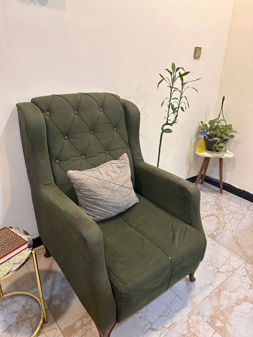 تخم عراقي ٨ مقاعد نجاره  بتصميم تركي مستعمل بحالة جيدة سعره ٣٠٠ وبيه مجال مكاني بغداد الغزاليه


**إذا كنت صاحب هذا الإعلان وتريد حذفه لأي سبب، رجاءا أرسل رسالة إلى الدعم الفني**