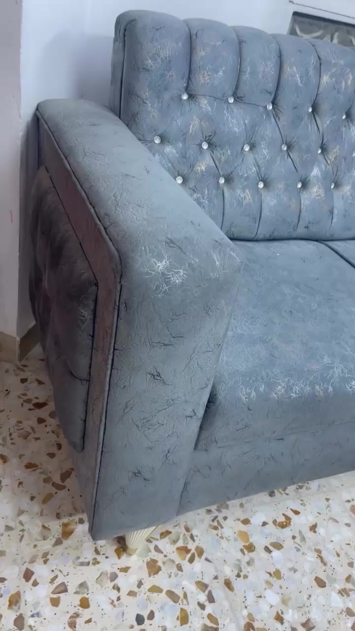 السلام عليكم تخم و كاونترات للبيع مستخدم استخدام نظيف جدا للاستفسار الاتصال على الرقم 

‭0771 130 7978‬.العنوان الحرية 
الدولعي
