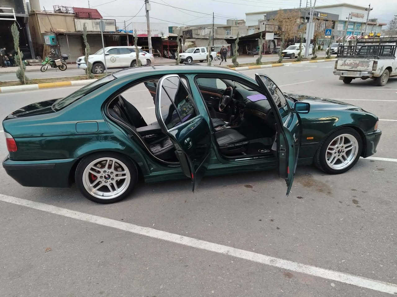 سەقەر مۆدێل98 ئاڕم پلاستیکی هەولێر سەنەویشی لەگەڵە ئاڕموو ئەوەلیاتووغرامەی بەشەرتەنرخ68گەڵاو کەمێک،مجال گۆڕینەوەش دەکەمە
مۆدێل98مەکینەی28ی سلەندەر ئاسنی تاک دیجیتاڵە مەکینەی لۆکی خراوەتە سەر
سڵایته،،،دەبڵ گێڕە،،کوشن جڵدە شاشەیە،، دەعامی پێشوو دواm چوارتایەو ویلی mی لۆکی لەسەرە
تەبریدە،،پێش زینۆنوولایت ئەڵقەیە
کامل پەمپ کراوە بۆجوانی بێدەعموولێدران شوختووقوپاوی پێوەنیە،،سەیارەکەنمونەیەلەجوانی گێڕومەکینەوتەبریدووکارەبایی مزبووتە موسوبڕاوەودەعموولێدرانووئاڕموو ئەوەلیاتی بەسەرتە نرخ 68گەڵاو کەمێک مجال گۆڕینەوەش دەکم بەشتێک بەدڵم بێت
***********
