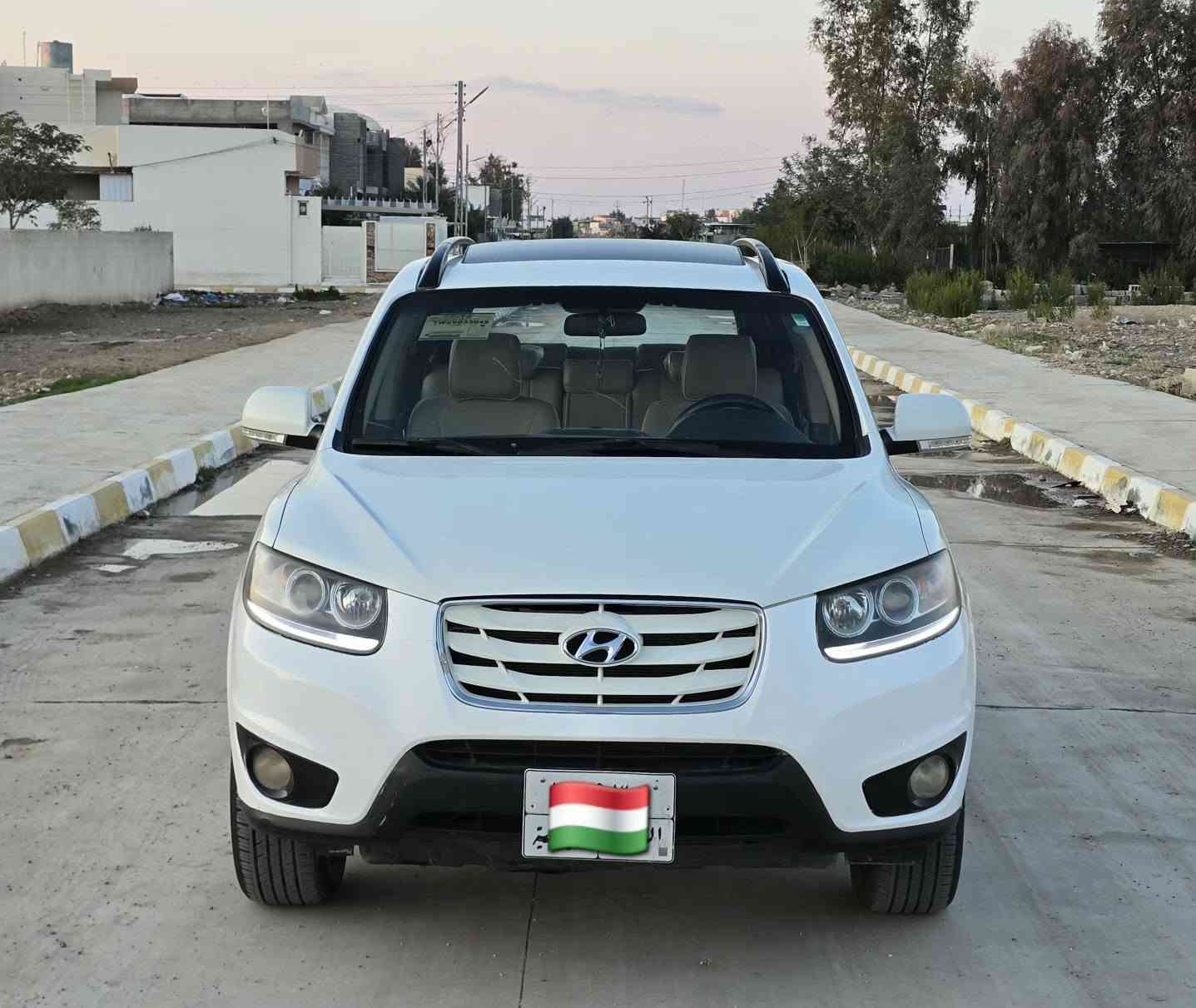 سنتافي 2011 خليجي فول مواصفات ✅ 
محرك 2400 دووش مكفوله
رقم سليمانيه شرط تحويل مباشر
سياره بدون ضربة دواخل و بدون تبديل فقط باب صبغ 
بيهه كارت بسيط و السونر موضح بالمنشور 
تخم تاير جديد شادله 
صدر امامي خلفي جديد 
تتفئة و تبريد ثلج 
السعر مناسب جدا 138 ورقه فقط 

سياره فول مواصفات عدا البصمه فقط
سقف سلايت / 7 راكب / كشنات جلد / كشن كهربائي 
تبريد بيانو / دشبول صاج / حساسات خلفيه / يدات نيكل
مري شفط / اشاير بالمري / 5 ويلكب / داخل بيجي

عنوان ديالى خانقين   *********** خناقين, ديالى
