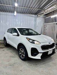 كيا سبورتج /2021  السعر / 168 وبيه مجال  شكل جديد / أمريكي  ماشيه / 62...