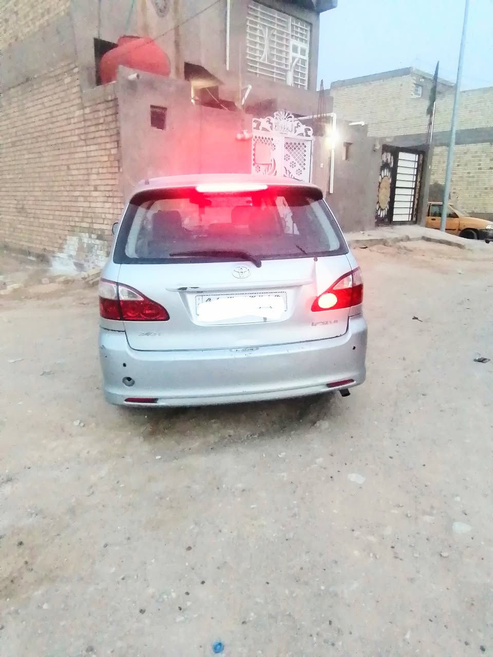 افضل مانبتدي بهي الصلاة على محمد وآل محمد اسلام عليكم  ابصم كرستال  اصلي موديل 2004 رقم نكليزي بسمي  رقم بصره مكفوله من الكصه والعيب  الشرعي بيهه قطعه جاملغ مبدل تخم تايرات محرك فول حداديه تبريد ثلاثه قطع ثلج  اتصل على الرقم *********** مكان النجف الاشرف السعر 128 وبيهه مجال
