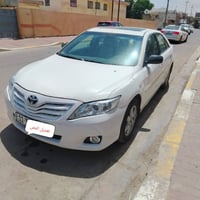 يا الله السلام عليكم شباب كامري لبيع مديل  9 السياره وارد امريكي حادثه...