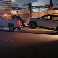 كرين لسحب سيارات ٠٧٧٠٦٤٨٧٨٠٨