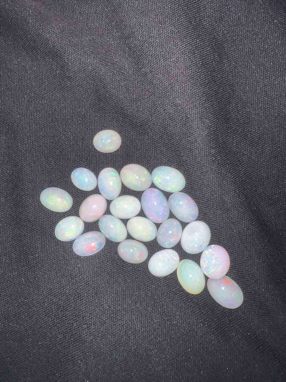 اوبال اثيوبي فول فاير ابيض و روبي ستار نجمه سداسيه احمر و زرق للبيع جمله وتساب ***********
