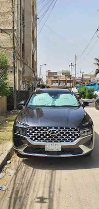 سنتافي ٢١  وارد امريكي السعر ٢٢٩ ورقة و بيهة مجال  السيارة بدون صبغ بد...