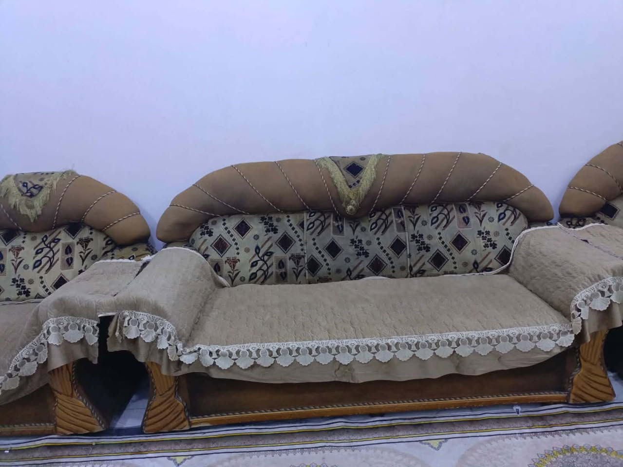 مكلفه بالنشر ، غرفة نوم نضيفه اي ضرر مابيها ب ٥٠٠ وبيها مجال ٨ قطع 
تخم ١٠ قطع نضيف ب ٢٠٠ وبي مجال 
مستعجلين على بيعتهن الحجز خاص


**إذا كنت صاحب هذا الإعلان وتريد حذفه لأي سبب، رجاءا أرسل رسالة إلى الدعم الفني**