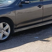 ویل کامری 5 پەڕ بۆفرۆشتن پاکو بێ عەیبە شوێن کەرکوك ژ.م07763080115