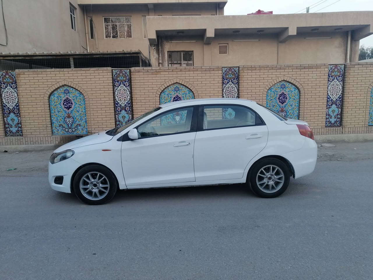 سلام عليكم فلاوين 2013
محور كورلا بيكاتشو 1800 سيارة خير من الله تبريد شغال السعر 40 وبيه مجال مكان السيارة نجف
***********
