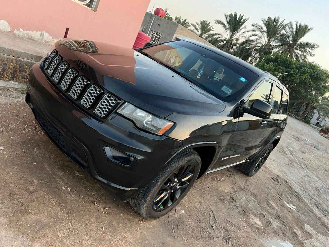 السلام عليكم
للبيع جيب لاريدو موديل 2020
المواصفات بلاك توب 
السياره مصبوغه عام بدون ايرباك 
شواصي مكفوله صور الحادث مرفوقه 
سياره رقم بغداد بسمي 
سعر 188 وبيه مجال قليل 
متوفر واتساب ***********

المكان / النجف مجمع طيبه/
