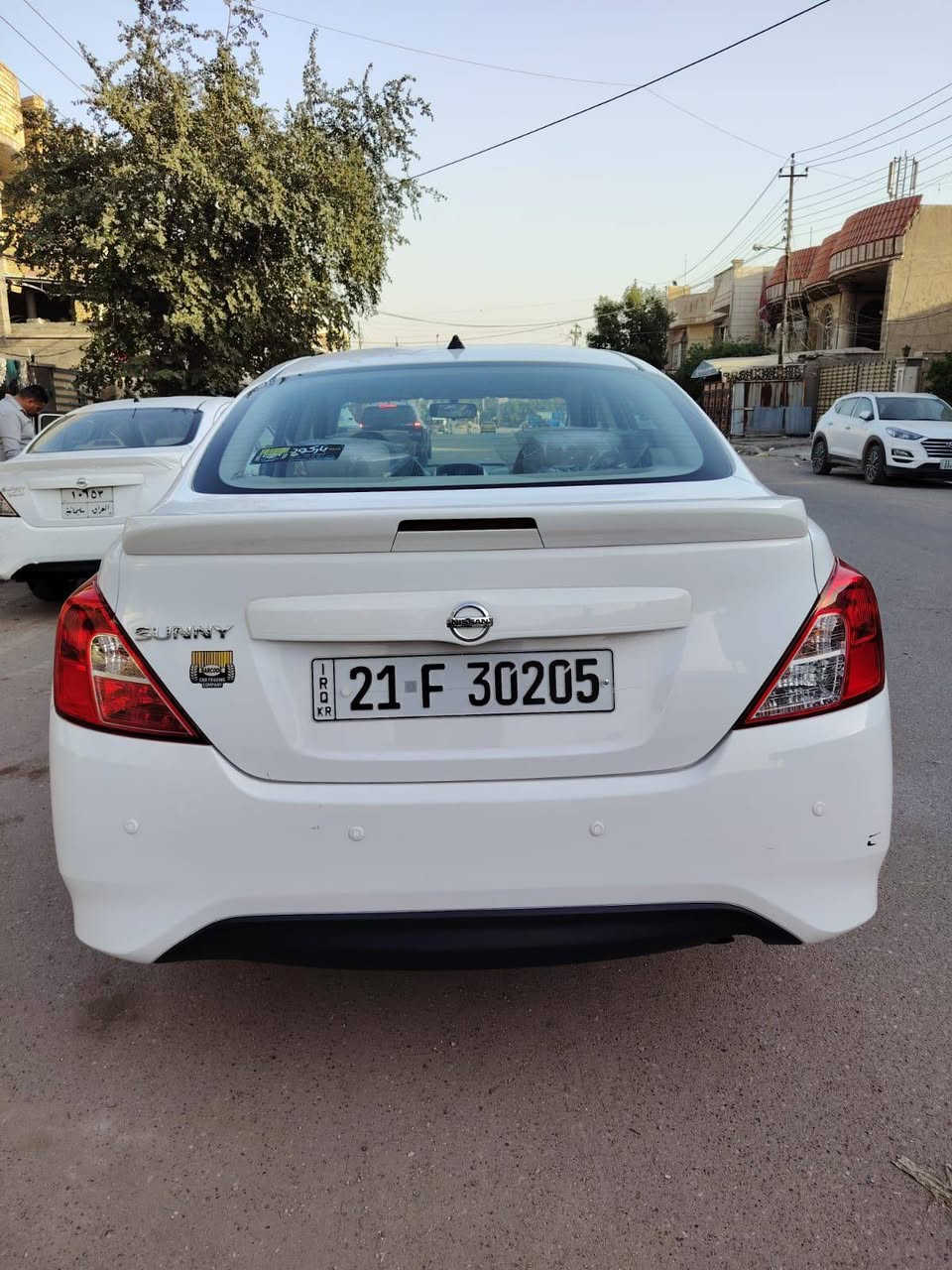 سني نيسان هندي موديل 2021 ام لبليته الزركه كفاله عامه السياره اخت الزيرو لاصبغ ولاتبديل ولا بارد وين مايعجبك افحص رقم سليمانيه انكليزي بسمي هزه وسنويه جدد ماشيه ١٦ الف فقط السعر ١٢٠ ورقه مكان السياره بغداد البلديات ***********
