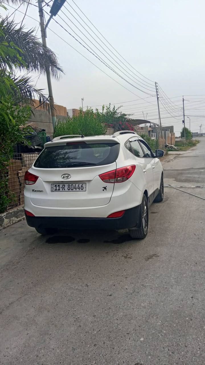 السلام عليكم هونداي توسان موديل 2014خليجي 
محرك 2000دوش المرغوب لاتنقيص ولا تبخير 
رقم بغداد الدولي مكفوله من الضربه والحادث 
مراوس بسورنتو او نيسان التما 
مكاني ديالى قضاء المقدادية 
***********
