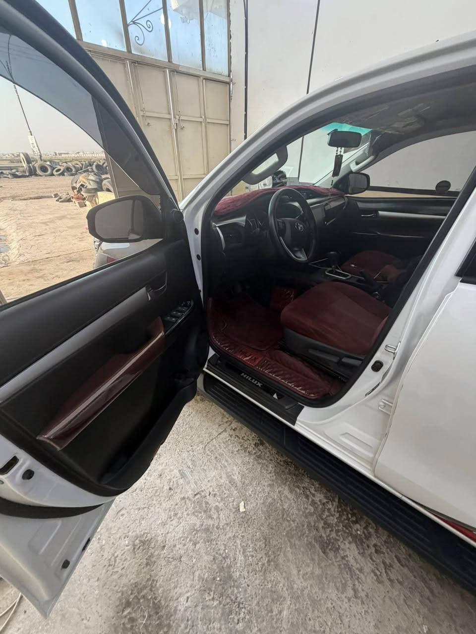للبيع بيكب هايلوكس 6 سلندر شركه ساز TRDموديل ٢٠٢٤ رقم سليمانيه تريد تحويل او وكاله مباشر والسياره مكفوله كفاله عامه من صبغ او بارد  للستفسار ***********
