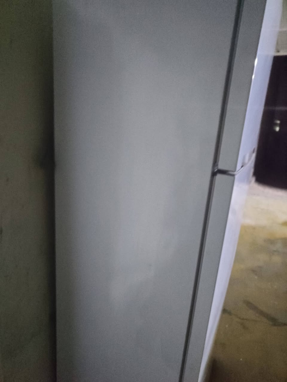 السلام عليكم ثلاجه نوع فستل شغاله شرط الفحص السعر 160 وبيه مجال الشراي *********** او خاص مفتوح
