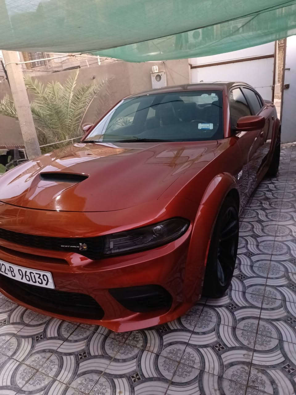 السلام عليكم
للبيع جارجر موديل 2022 
بيع فقط بدون مراوس 

لون مشمشي .

السياره فول الفول عدا الرادار

وايد بدي اصل وكاله 

سكات باك 6400 

رقم أربيل تريد تحويل تريد وكاله 

السياره ماشيه 28000 

وارد امريكي 

شعار النحله السياره بلاديه ما داخله اي برمجه 

حادثها فقط تعديل داخل الجنطه من جهه وحده بدون اي تبديل ولا صبغ 

ما طاك ايرباك بيها 

المواصفات فول 

ثلاث أنظمة قياده 

فتحه .. فول تحكم .. دركة سبورت .. ترحيب .. 

كشنات تدفئه تبريد الامامي 

تبريد خلفي امامي 

وبعد هوااي مواصفات ..

السعر المطلوب 340$  مع المجال للشراي
بيع مستعجل 

مكان السياره ديوانيه للاستفسار الاتصال على الرقم *********** متواجد عالواتساب
