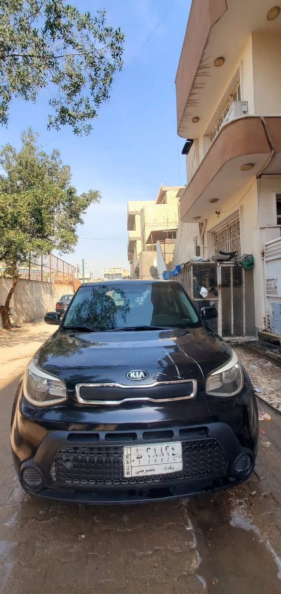 كيا صول وارد أمريكي 2016 المحرك1600 دوش
الرقم بغداد و بسمي المواصفات  تحكم ستيرن مري كهربائي 
الشاشة بلوتوث و USB مانع انزلاق ABS السيارة سويج مو بصمه السعر 100 ورقة وبيه مجال بسيط ***********
