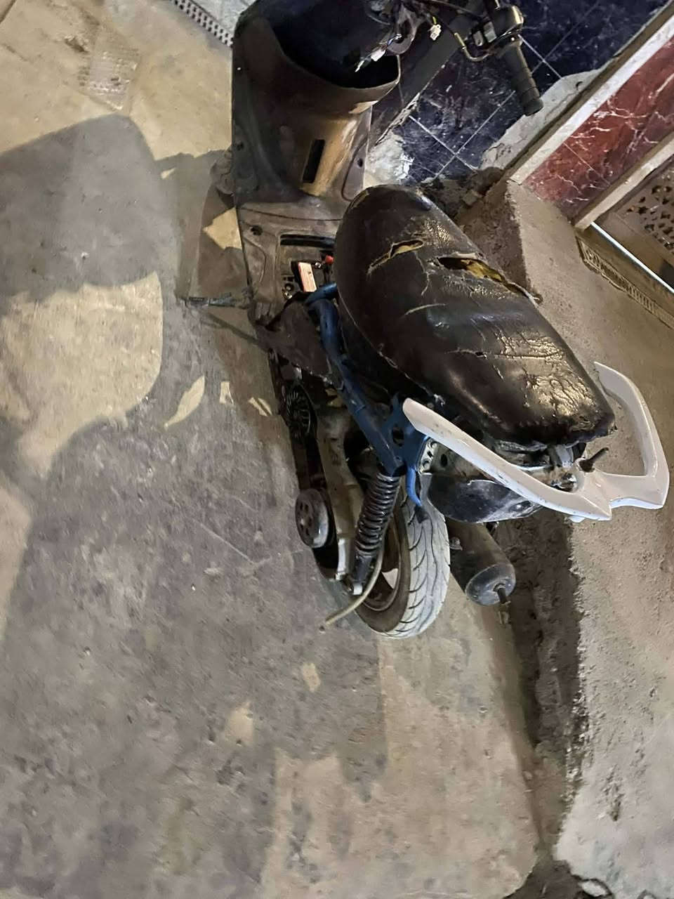 السلام عليكم دراجة للبيع كوم حديد 200  حلال وحرام وبيهة مجال بغداد الشعب *********** متواجد فقط واتساب
