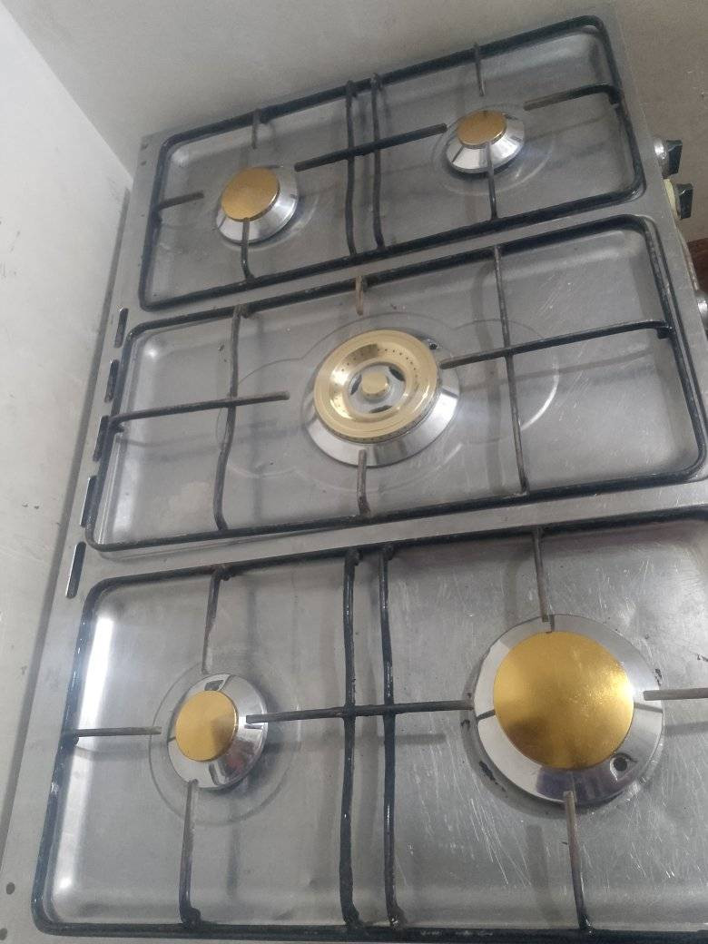 طباخ لبيع 5عيون شغاله كله ب175وبي مجال لشراي


**إذا كنت صاحب هذا الإعلان وتريد حذفه لأي سبب، رجاءا أرسل رسالة إلى الدعم الفني**