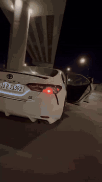 للبيع كامري موديل 24 رقم بابل معوقين بيها بس جاملغ السعر 180ماشيه 10الف اخت الزيرو صور الحادث بالمنشور مراوس ماكو بس بيع ***********
