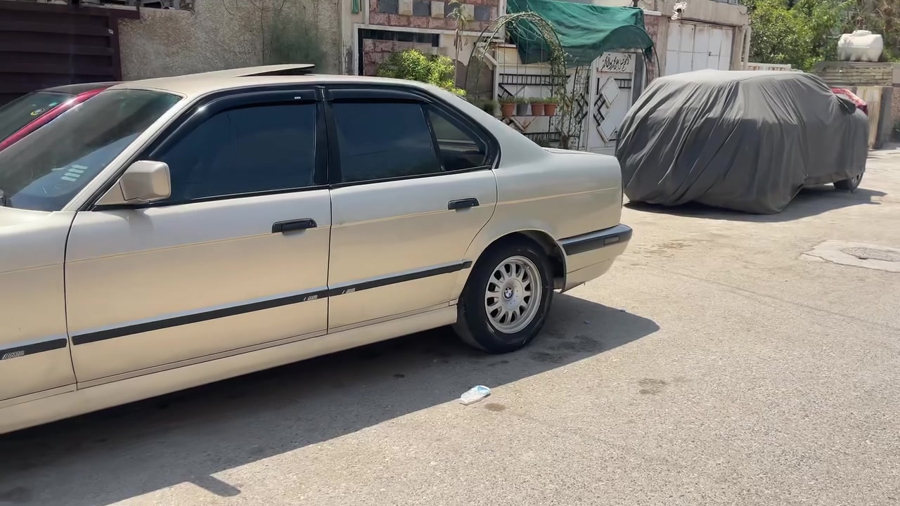 السلام عليكم للبيع او مراوس
بي ام 
موديل ١٩٩٢ فول مواصفات محدثه كلها ١٩٩٥
فتحه سلايت 
بجم عريض
مكينه ٢٥ مسكر 
كير عادي 
جاهزه مكينه وكير وصدر كفاله 
بدون حادث 
رقم انبار سنويه ٢٠٢٨ شرط تحويل 
مكاني بغداد
سعر ٤٥ ورقه


**إذا كنت صاحب هذا الإعلان وتريد حذفه لأي سبب، رجاءا أرسل رسالة إلى الدعم الفني**