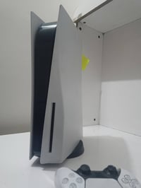 بلي 5 للبيع  بلي مع جميع الملحقات مع يدة واحدة بدون اي خلل مع شرط الفح...