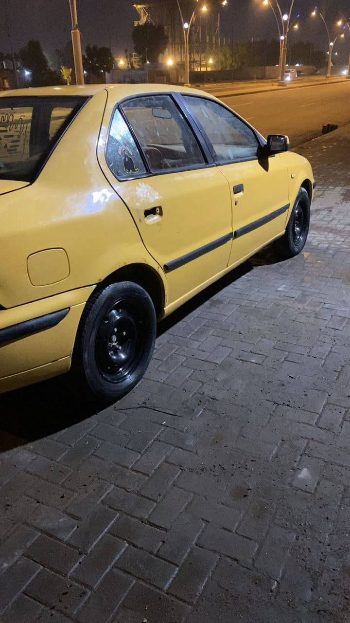 السلام عليكم سمند  مديل ١١ رقم احمر  سياره حلوه وبدي صافي مكينه بيها تبخر/كير حداديه تايرات باتري كله نضيف دواخل حلوه/ ملاحظه..  سنويه ستنساخ اصليه ضايعه راعيها موجود شوكت ما يعجبك اتحول/مكان سياره بصره /تصال ***********/السعر ١٥ وبيها مجال
