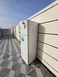 ثلاجه • ١٨٠لتر • بعقوبه تقاطع سياحي