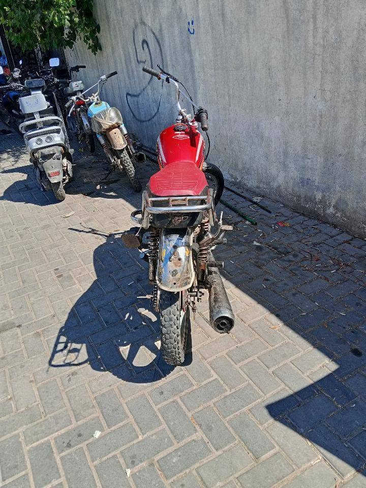 متاح ماطور ايراني 5كير
السعر 225 و بي مجال للشراي 
***********
