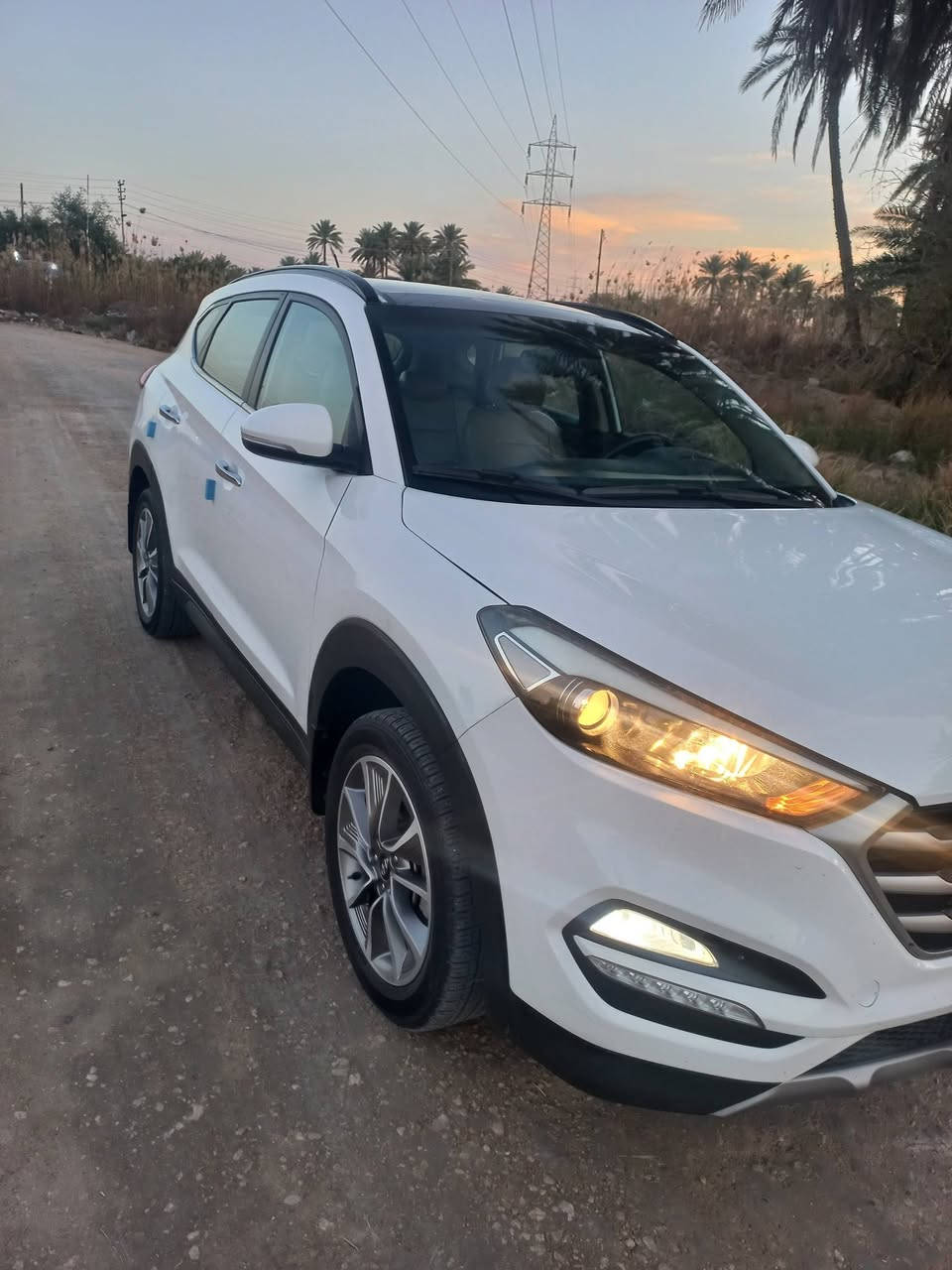 السلام عليكم اخوان عندي توسان ٢٠١٨ فول عده البصمه موديل ٢٠١٨ رقم بغداد انكليزي  بسمي السياره مكفوله من الصبغ اخوان السونار موجود بل منشور كامل مكان السياره بابل *********** اخوان تفصيل السياره كله بل منشور شوف التفصيل وخابر تحياتي
