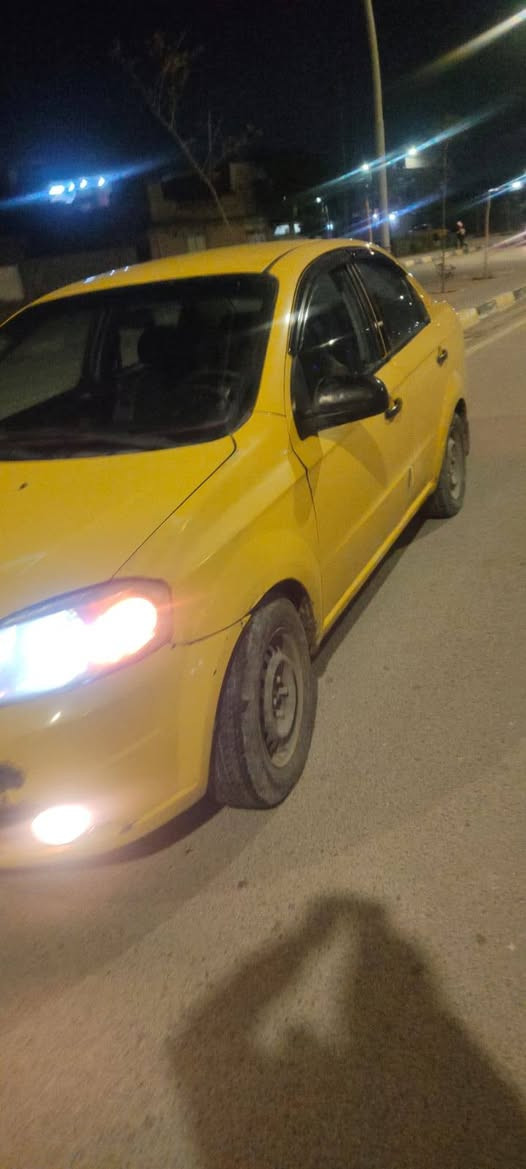 السلام عليكم
افيو موديل 2008 
سيارة كير ومحرك شرط 
 بدون ضرر  الداخل اسود
رقم نينوى الماني شرط التحويل 
هيئة صفر وغرامات صفر ..*********** /***********
