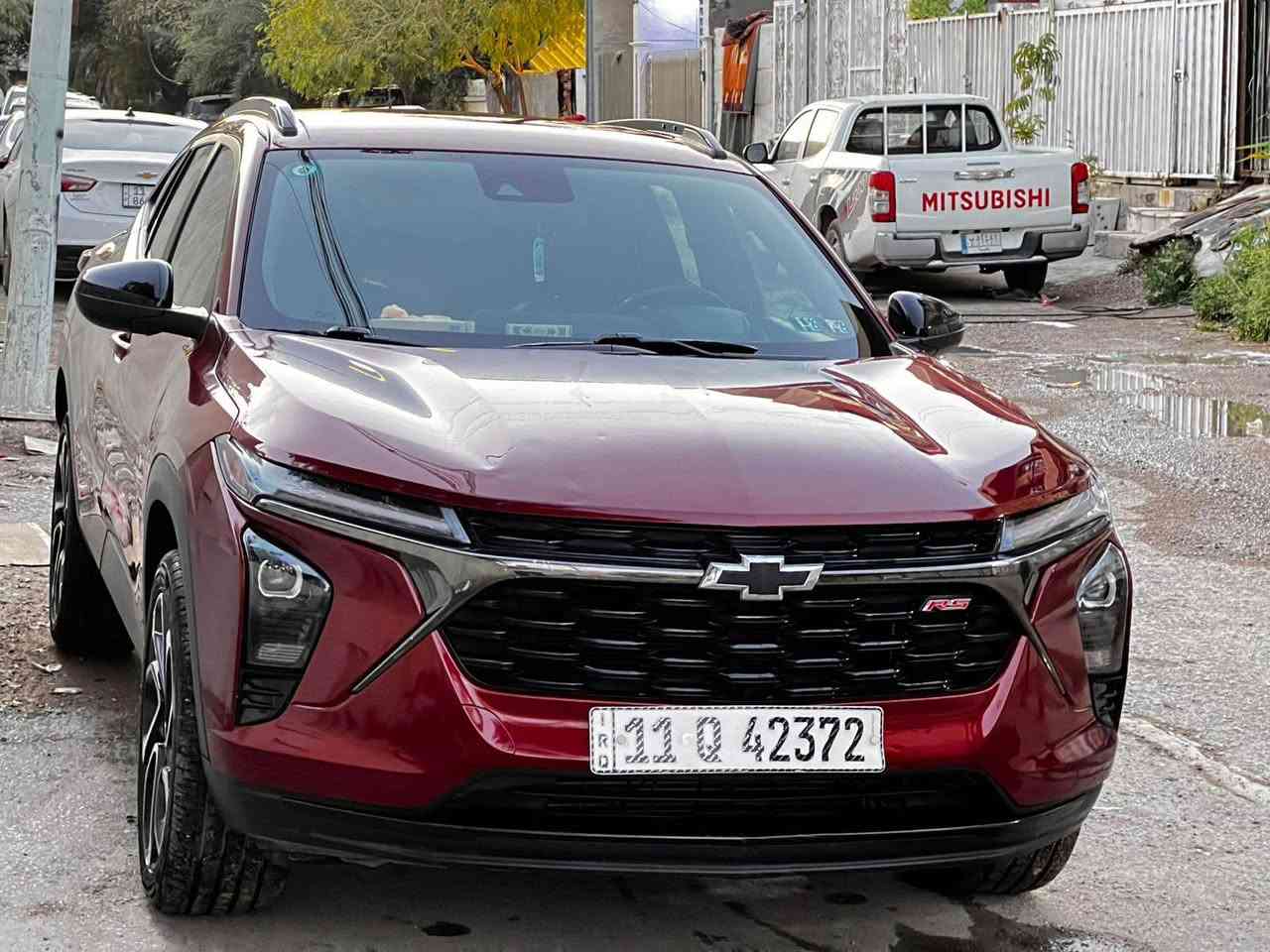 Chevrolet Trax 2024 RS

شوفرليت تراكس ٢٠٢٤  آر أس
محرك : 1200 Turbo 
3 سلندر
اللون : ماروني
ملاحظة السيارة : فقط جاملغ امامي يمين صبغ بدون دواخل ايرباك كله سليم%100  
( صور حادث بلمنشور)
المواصفات : Rs
( وایرلیس جارج شحن لاسیکي ، ابواب بصمە ، تشغیل عن بعد ، دخول ذکي، بصمە تشغیل ، کیج الکتروني کامل شاشة ايباد دشبول كبيرة ، لایتات لید و زنون ، بک لایت لید ، Auto Start , Auto Stop ، رادار ٣٦٠ 
رادار امامي خلفي جانبي  ، کامیرا خلفيە، حساسات خلفي، ئیمرجنسي بریك ، بریك بصمە ، Apple Car Play , Android Auto , Abs Tc AutoLight , Bluetooth Wifi Carplay, کشنات هیتر جلد کهربایی ، ستیرن هیتر بعد بیە هوایە مواصفات..  
السيارة مرتبة وبأسمي اني المستوردها وتحويلها مباشر اخون السعر 155 ورقة وبيها مجال بسيط للشراي *********** مكاني بغداد شارع فلسطين. بغداد, العراق
